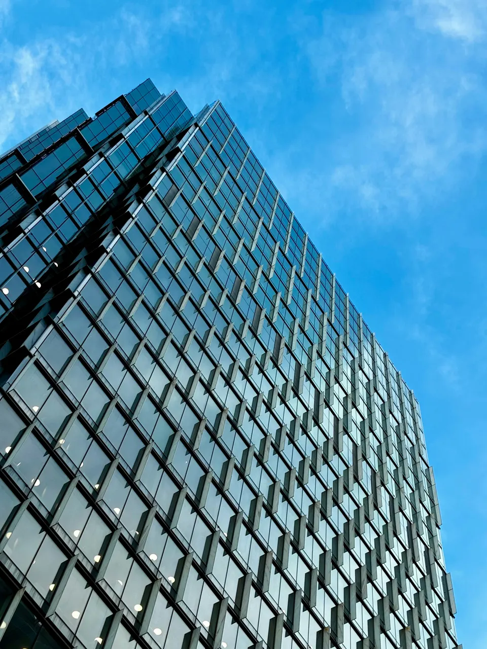 How Much Should I Pay My Employees? A Practical Salary Guide for Australian Employers (2026)
